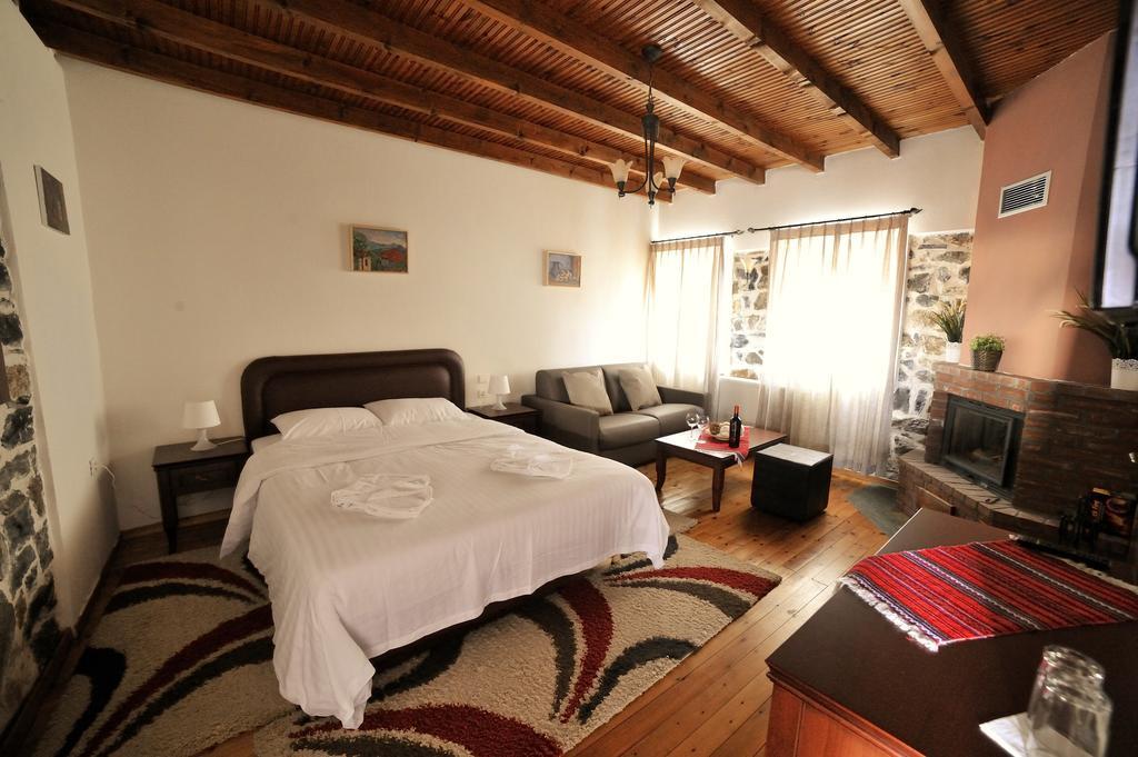 Guesthouse Papastoikou Палайос-Агиос-Атанасиос Экстерьер фото